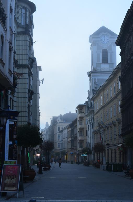 Vaci Street Downtown Apartments Budapest Kültér fotó